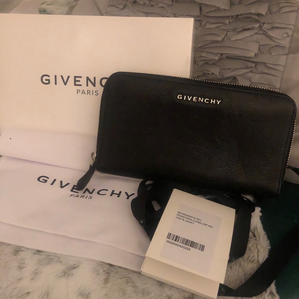 Givenchy Pandora long zip wallet